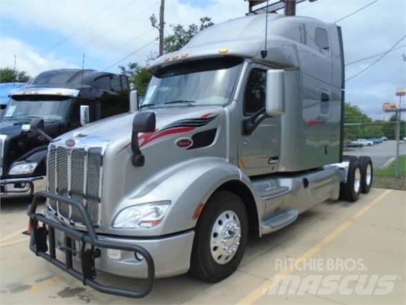 Peterbilt 579 中古トラクターヘッド | トレーラーヘッド