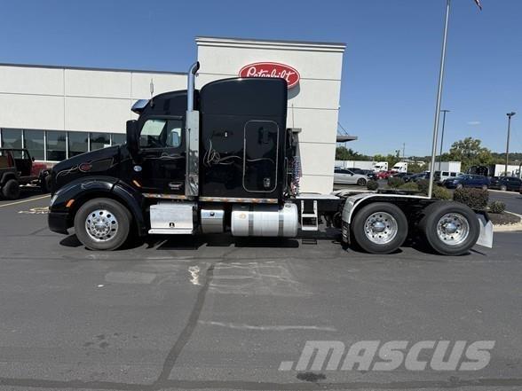 Peterbilt 579 中古トラクターヘッド | トレーラーヘッド