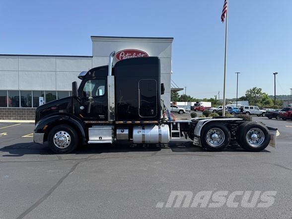 Peterbilt 579 中古トラクターヘッド | トレーラーヘッド