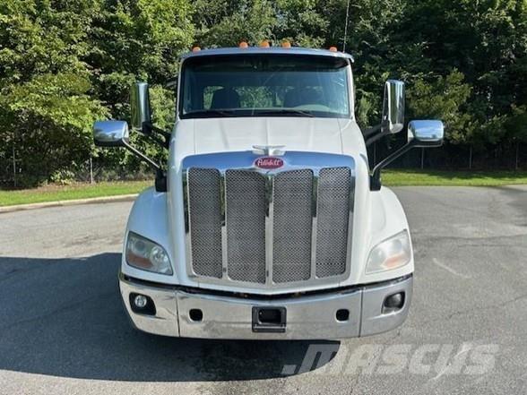 Peterbilt 579 中古トラクターヘッド | トレーラーヘッド