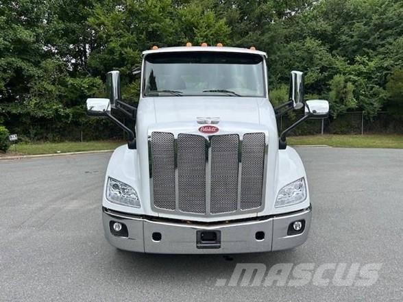 Peterbilt 579 中古トラクターヘッド | トレーラーヘッド