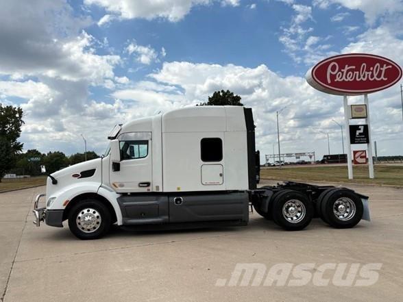 Peterbilt 579 中古トラクターヘッド | トレーラーヘッド