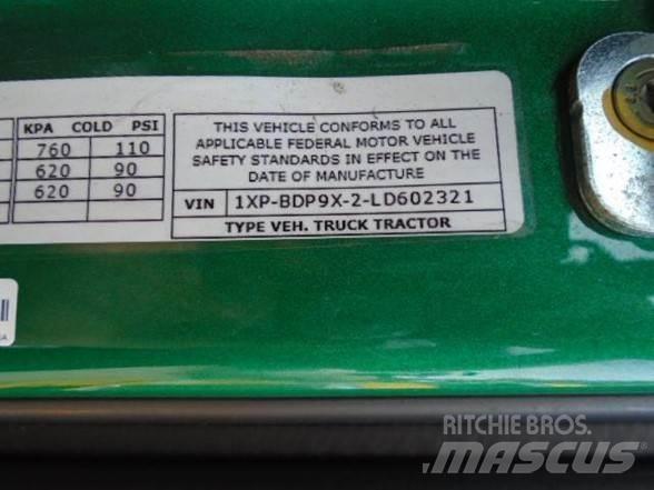 Peterbilt 579 中古トラクターヘッド | トレーラーヘッド