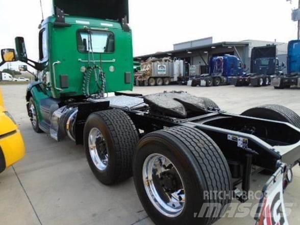 Peterbilt 579 中古トラクターヘッド | トレーラーヘッド