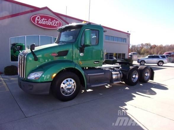 Peterbilt 579 中古トラクターヘッド | トレーラーヘッド