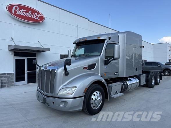 Peterbilt 579 中古トラクターヘッド | トレーラーヘッド