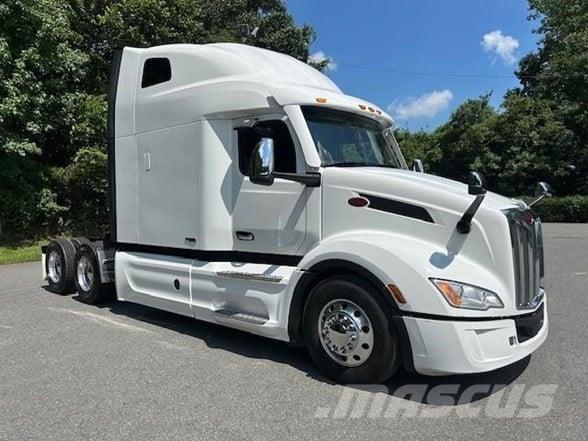 Peterbilt 579 中古トラクターヘッド | トレーラーヘッド