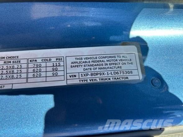 Peterbilt 579 中古トラクターヘッド | トレーラーヘッド