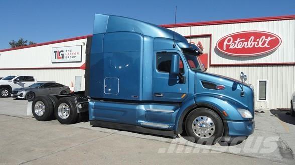 Peterbilt 579 中古トラクターヘッド | トレーラーヘッド
