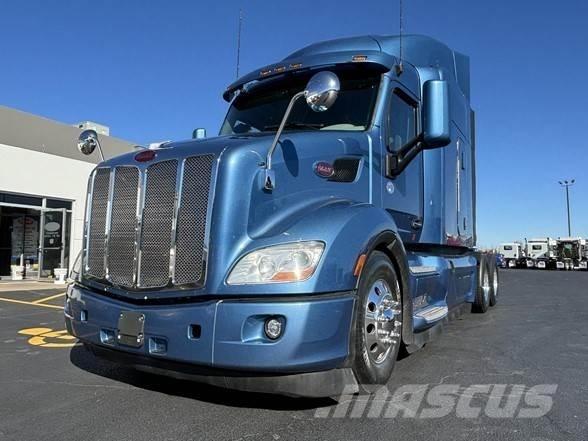 Peterbilt 579 中古トラクターヘッド | トレーラーヘッド