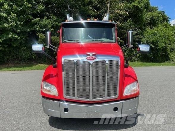 Peterbilt 579 中古トラクターヘッド | トレーラーヘッド