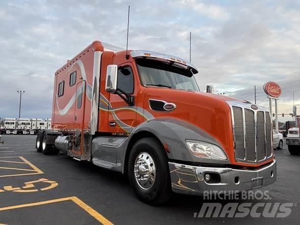 Peterbilt 579 中古トラクターヘッド | トレーラーヘッド