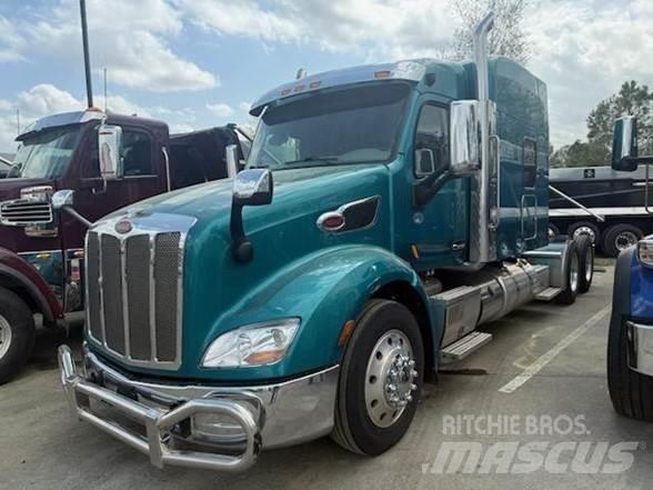 Peterbilt 579 中古トラクターヘッド | トレーラーヘッド