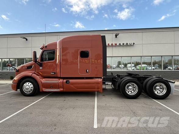 Peterbilt 579 中古トラクターヘッド | トレーラーヘッド