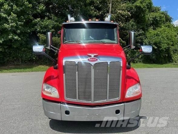 Peterbilt 579 中古トラクターヘッド | トレーラーヘッド