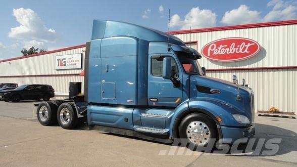 Peterbilt 579 中古トラクターヘッド | トレーラーヘッド