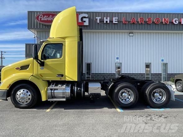Peterbilt 579 中古トラクターヘッド | トレーラーヘッド
