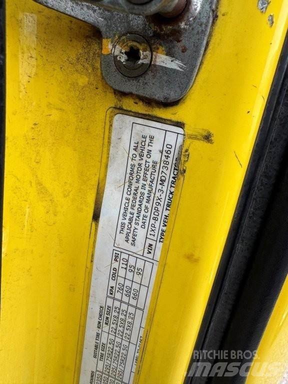 Peterbilt 579 中古トラクターヘッド | トレーラーヘッド