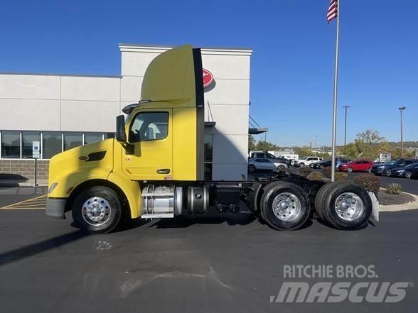 Peterbilt 579 中古トラクターヘッド | トレーラーヘッド