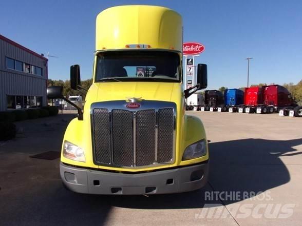 Peterbilt 579 中古トラクターヘッド | トレーラーヘッド