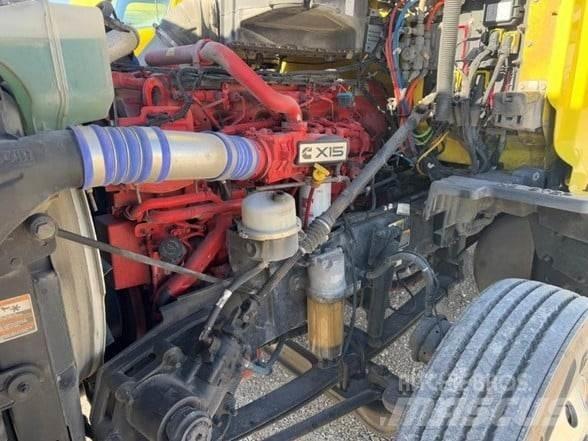 Peterbilt 579 中古トラクターヘッド | トレーラーヘッド
