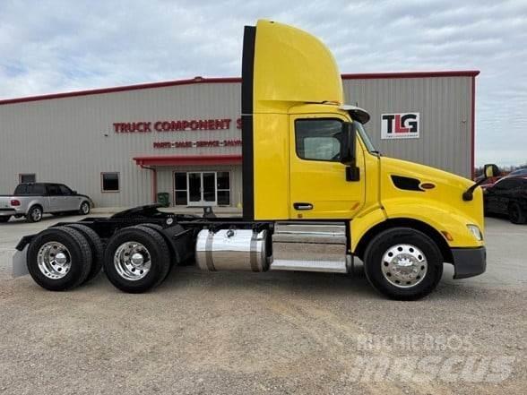Peterbilt 579 中古トラクターヘッド | トレーラーヘッド