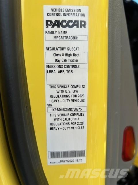 Peterbilt 579 中古トラクターヘッド | トレーラーヘッド