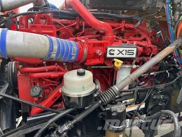 Peterbilt 579 中古トラクターヘッド | トレーラーヘッド