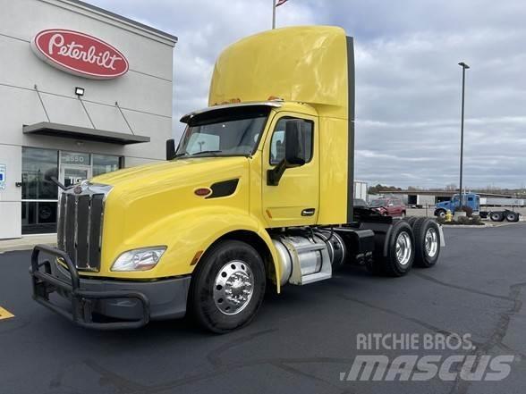 Peterbilt 579 中古トラクターヘッド | トレーラーヘッド