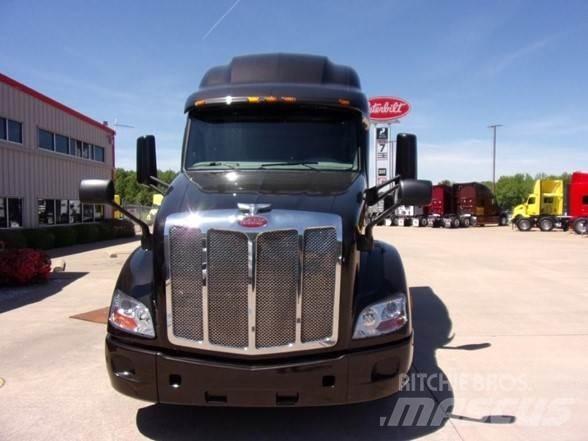 Peterbilt 579 中古トラクターヘッド | トレーラーヘッド