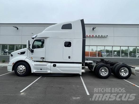 Peterbilt 579 中古トラクターヘッド | トレーラーヘッド