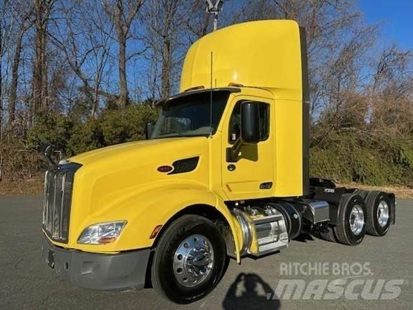 Peterbilt 579 中古トラクターヘッド | トレーラーヘッド