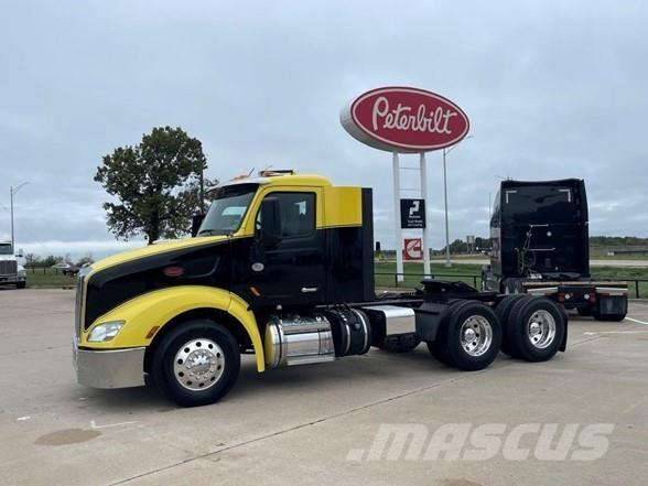 Peterbilt 579 中古トラクターヘッド | トレーラーヘッド