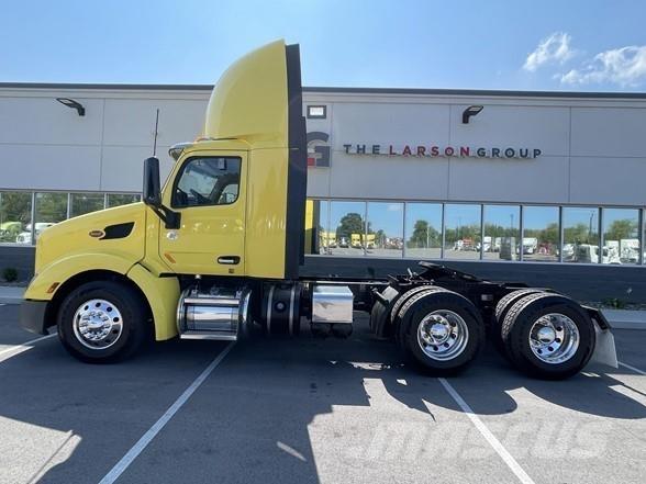 Peterbilt 579 中古トラクターヘッド | トレーラーヘッド