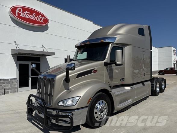Peterbilt 579 中古トラクターヘッド | トレーラーヘッド