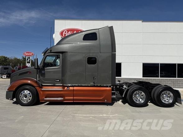 Peterbilt 579 中古トラクターヘッド | トレーラーヘッド