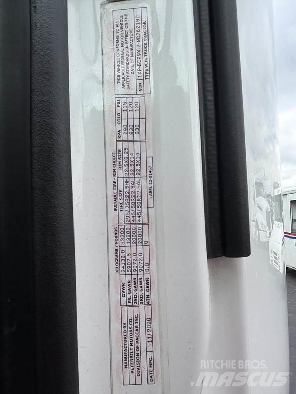 Peterbilt 579 中古トラクターヘッド | トレーラーヘッド