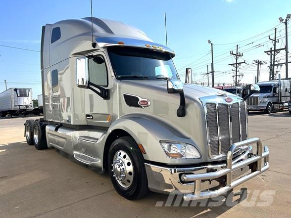 Peterbilt 579 中古トラクターヘッド | トレーラーヘッド