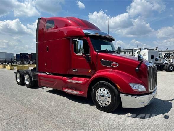 Peterbilt 579 中古トラクターヘッド | トレーラーヘッド