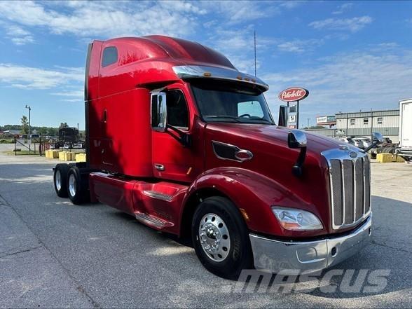 Peterbilt 579 中古トラクターヘッド | トレーラーヘッド