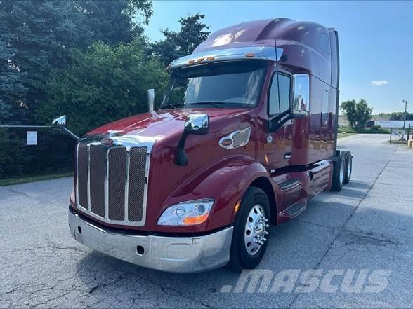 Peterbilt 579 中古トラクターヘッド | トレーラーヘッド