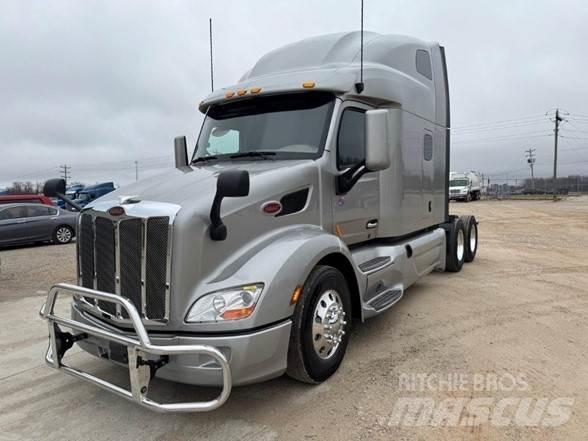 Peterbilt 579 中古トラクターヘッド | トレーラーヘッド