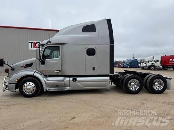 Peterbilt 579 中古トラクターヘッド | トレーラーヘッド