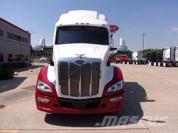 Peterbilt 579 中古トラクターヘッド | トレーラーヘッド