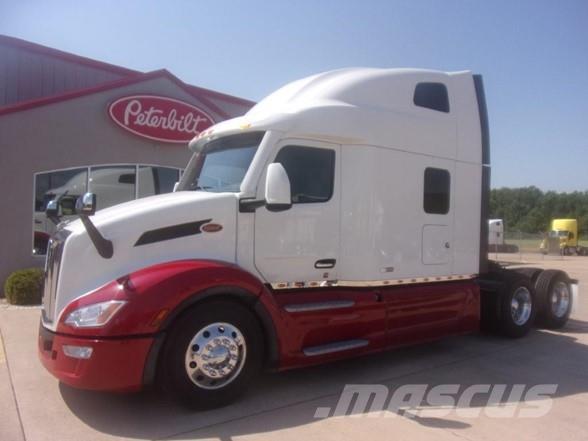 Peterbilt 579 中古トラクターヘッド | トレーラーヘッド