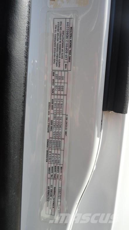 Peterbilt 579 中古トラクターヘッド | トレーラーヘッド