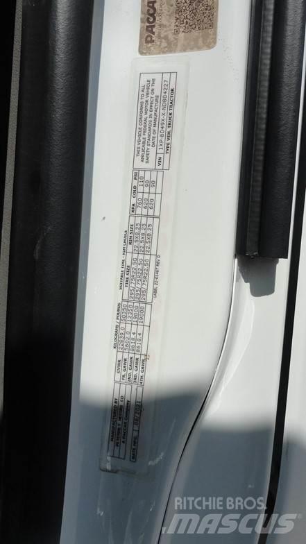 Peterbilt 579 中古トラクターヘッド | トレーラーヘッド