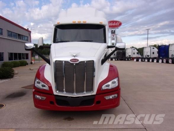Peterbilt 579 中古トラクターヘッド | トレーラーヘッド