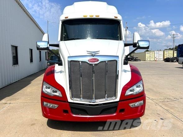 Peterbilt 579 中古トラクターヘッド | トレーラーヘッド