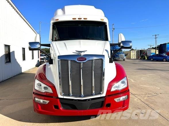 Peterbilt 579 中古トラクターヘッド | トレーラーヘッド